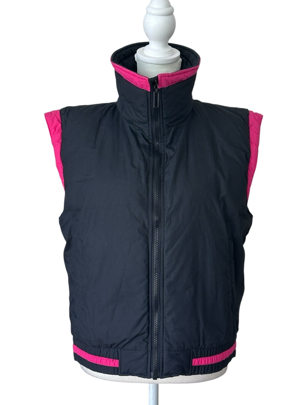 Herman's World Sporting Goods Women's Vintage Down Puffer Vest Black Pink Medium